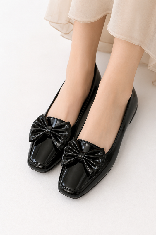 Elegant Bow Women's Patent flat Loafers